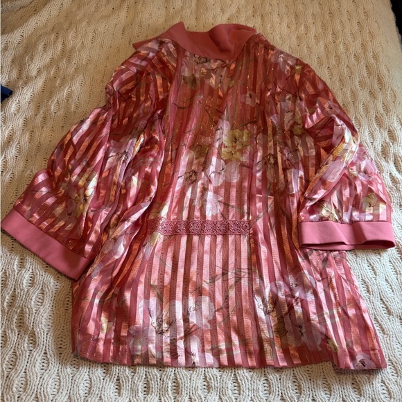 Dressbarn Floral Sheer Striped Blouse size 18W - Picture 7 of 14